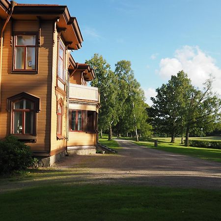 Naeaes Slott Guest House Floda  Ngoại thất bức ảnh