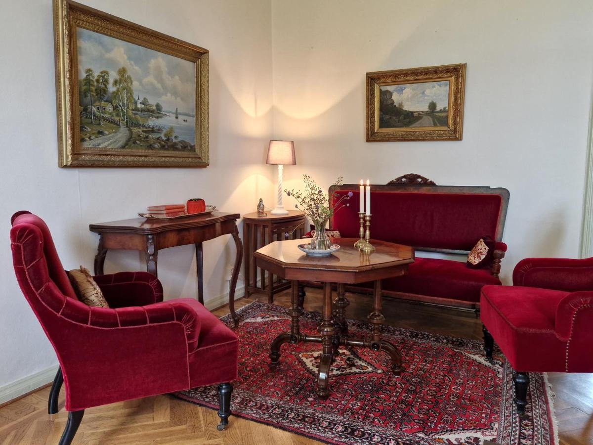 Naeaes Slott Guest House Floda  Ngoại thất bức ảnh