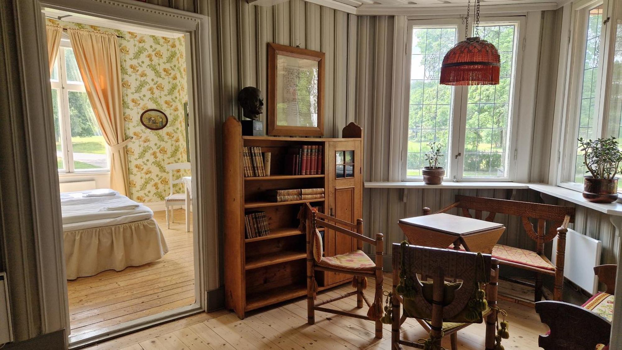 Naeaes Slott Guest House Floda  Ngoại thất bức ảnh