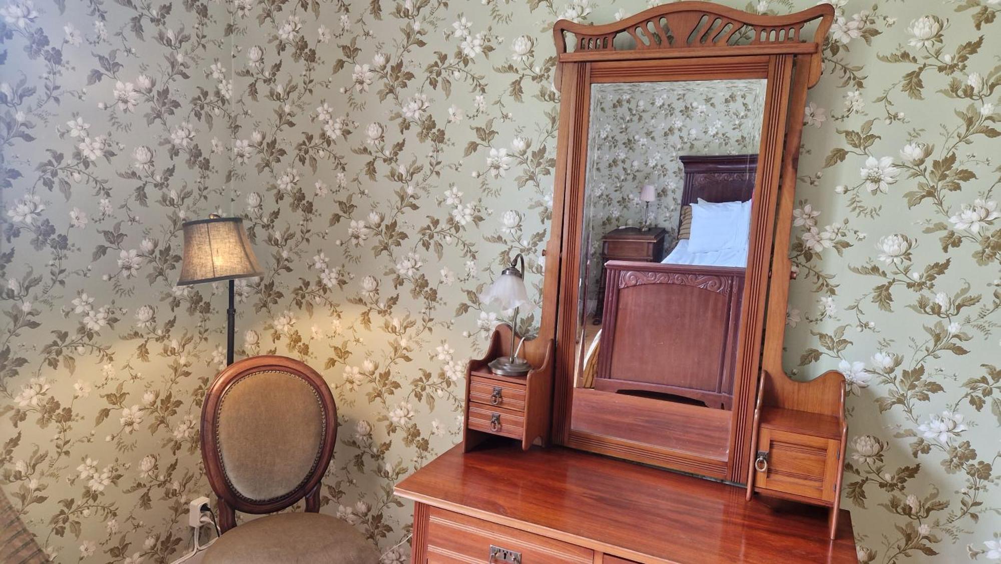 Naeaes Slott Guest House Floda  Ngoại thất bức ảnh