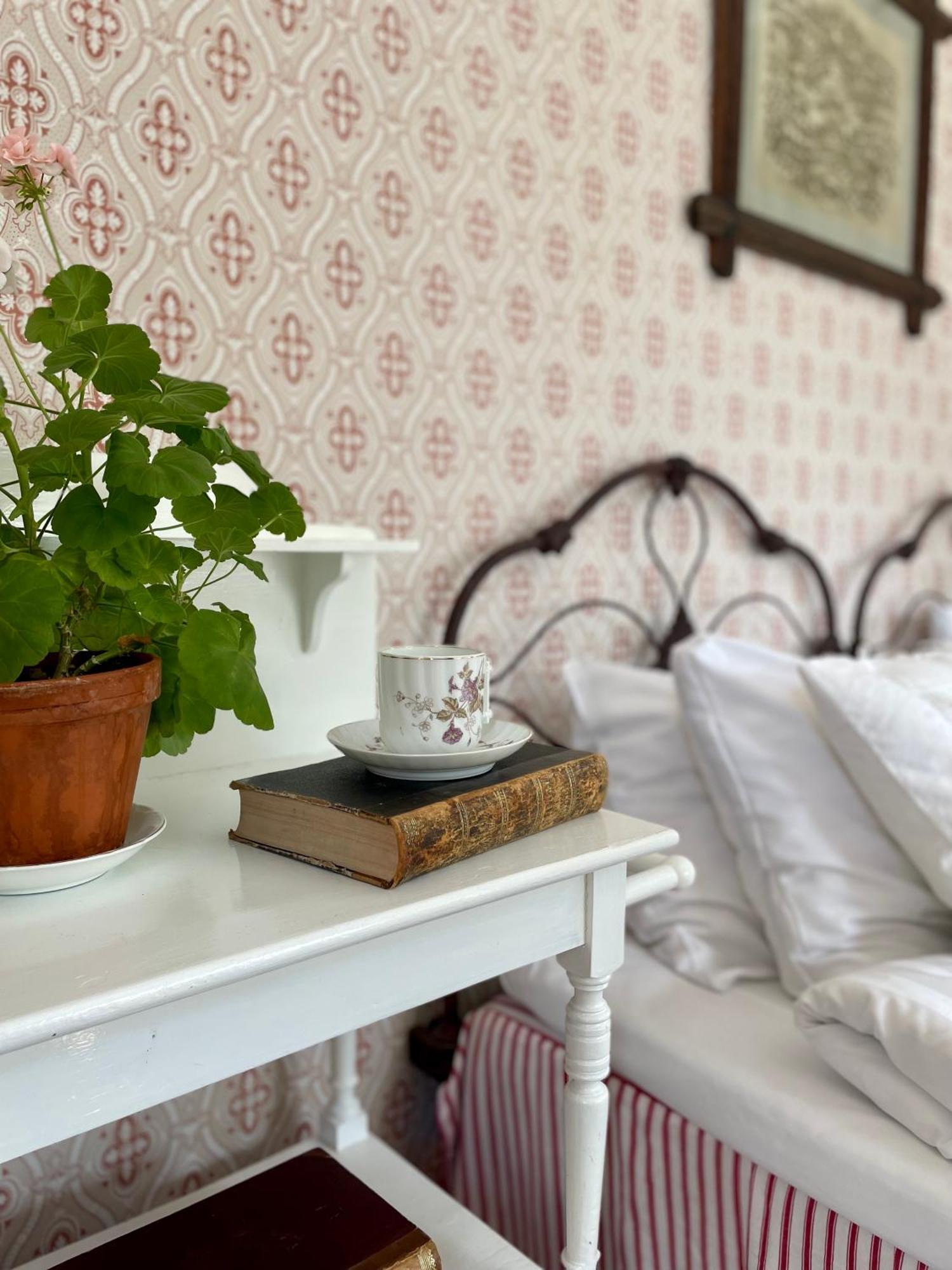 Naeaes Slott Guest House Floda  Ngoại thất bức ảnh